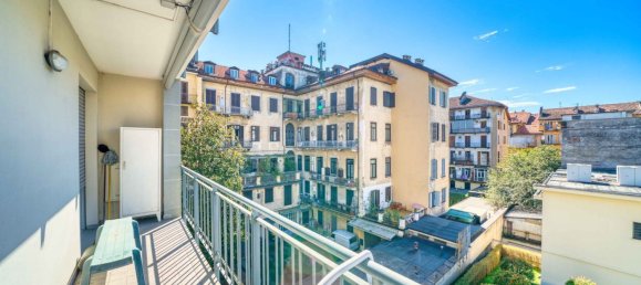 4 bedrooms Apartment in Turin, Italy No. 339615 15