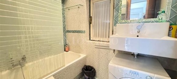 1 bedroom Apartment in Rome, Italy No. 323566 2