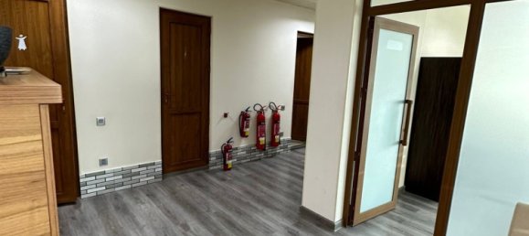 4 rooms Office in Nasimi, Azerbaijan No. 1131 12