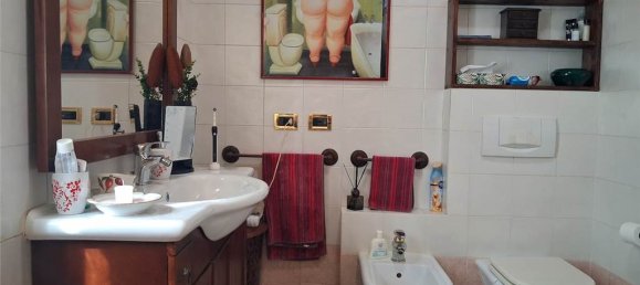 Villa de 3 dormitorios en Villa Guardia, Italy No. 324258 50