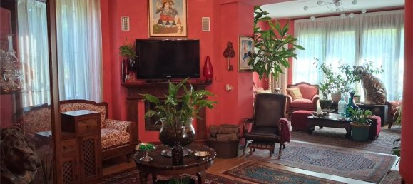 Villa de 3 dormitorios en Villa Guardia, Italy No. 324258 15