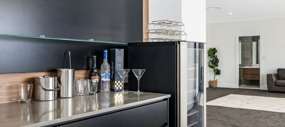 13 bedrooms House in Bardia, Australia No. 995 9