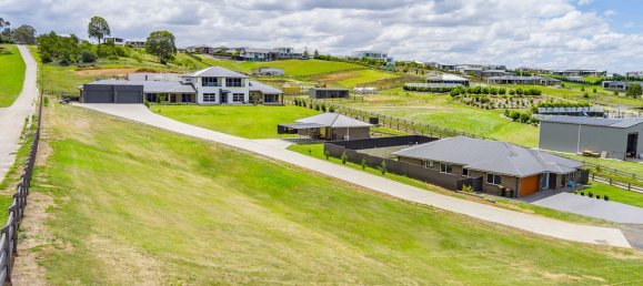 13 bedrooms House in Bardia, Australia No. 995 24