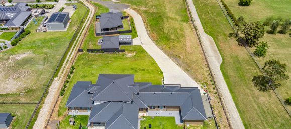 13 bedrooms House in Bardia, Australia No. 995 2