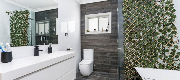 13 bedrooms House in Bardia, Australia No. 995 21