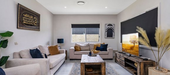 13 bedrooms House in Bardia, Australia No. 995 18