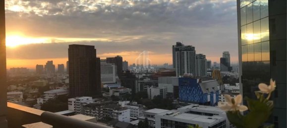 1 chambre Condo à Watthana, Thailand No. 8810 6