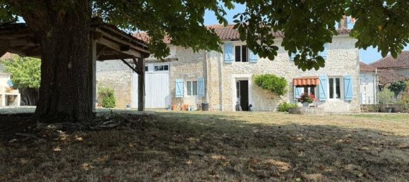 4 bedrooms Castles in Charente, France No. 301444 28