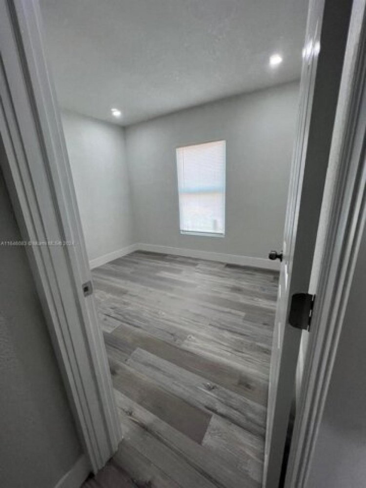 4 bedrooms House in Miami, USA No. 325559