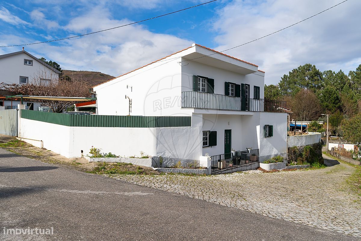 3 غرف نوم منزل في Castanheira de Pera, Portugal رقم 29009