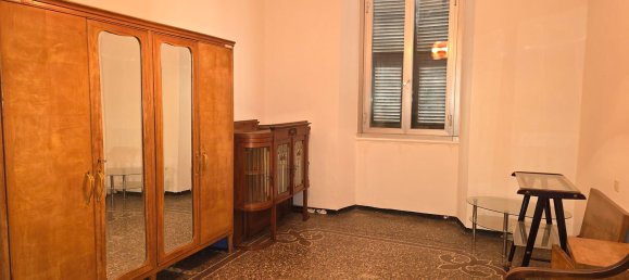 5 rooms Apartment in Genoa, Italy No. 189197 17