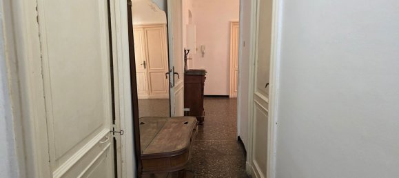 5 rooms Apartment in Genoa, Italy No. 189197 12