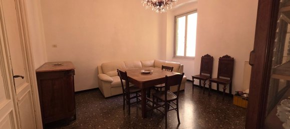 5 rooms Apartment in Genoa, Italy No. 189197 2