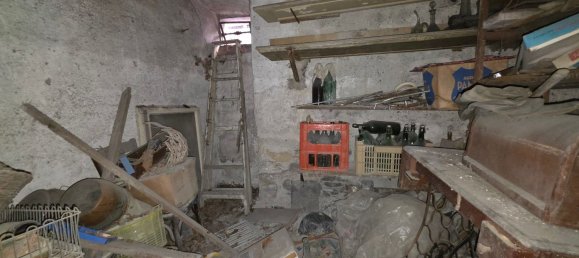 5 rooms Apartment in Genoa, Italy No. 189197 25