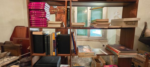 5 rooms Apartment in Genoa, Italy No. 189197 4