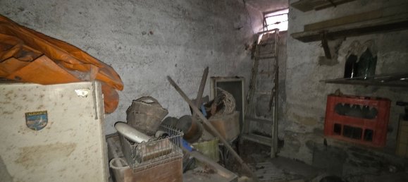 5 rooms Apartment in Genoa, Italy No. 189197 24