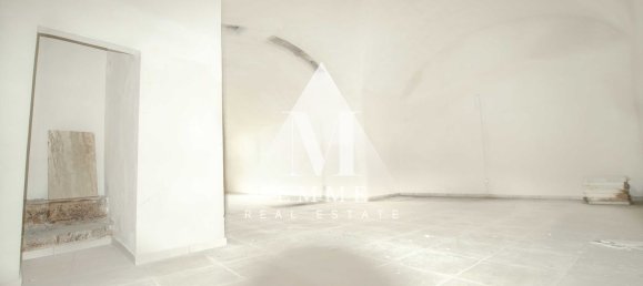 4-salle Propriété commerciale à L'Aquila, Italy No. 124499 12