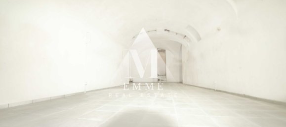 4-salle Propriété commerciale à L'Aquila, Italy No. 124499 13