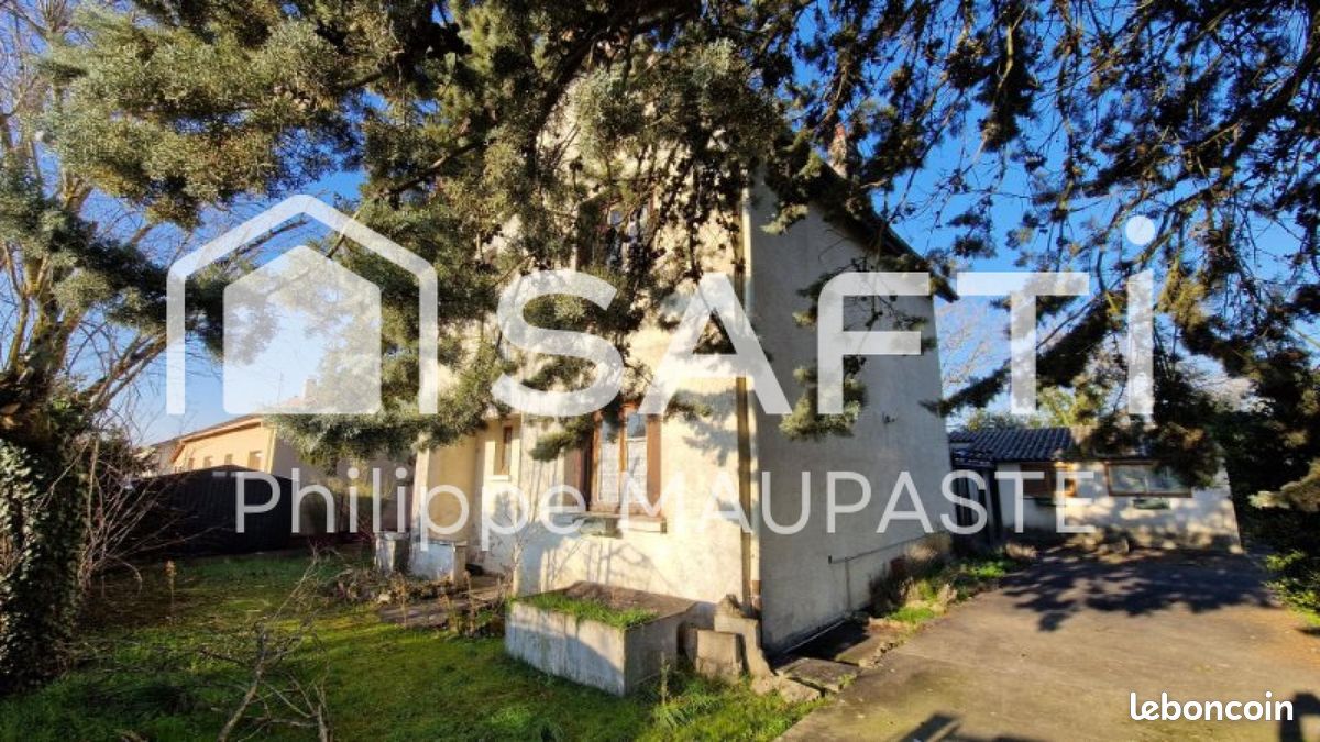 3 bedrooms House in Dun-sur-Auron, France No. 157033