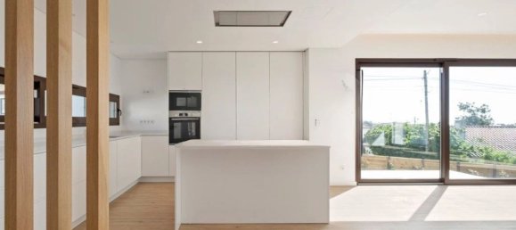 4 bedrooms House in Cascais, Portugal No. 166656 13