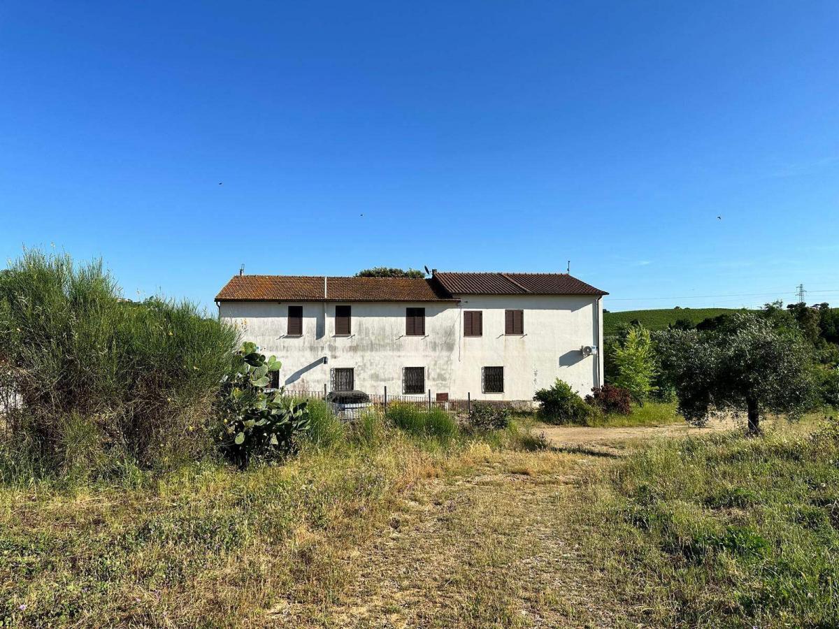 11 bedrooms House in Magliano in Toscana, Italy No. 903