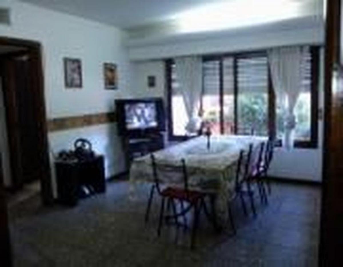 2 bedrooms House in Mar del Plata, Argentina No. 74547