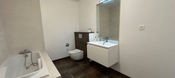 3 Schlafzimmer Doppelhaus in Annecy, France, Nr. 58696 5