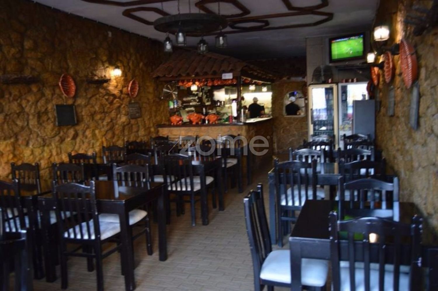 Gewerbliche Immobilie in Braga, Portugal 81m², Nr. 42638