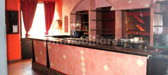 2 rooms Commercial property in Vercelli, Italy No. 142981 4