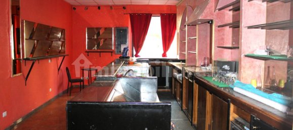 2 rooms Commercial property in Vercelli, Italy No. 142981 27