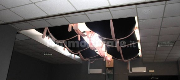 2 rooms Commercial property in Vercelli, Italy No. 142981 5