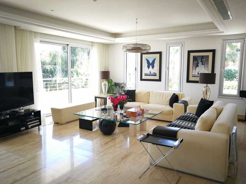 5 Schlafzimmer Gewerbliche Immobilie in Agios Tychonas, Cyprus, Nr. 19125