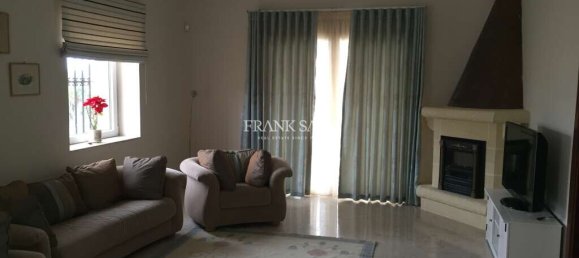 4 bedrooms Villa in Saint Paul's Bay, Malta No. 8929 5