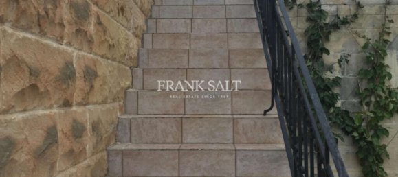 4 bedrooms Villa in Saint Paul's Bay, Malta No. 8929 29