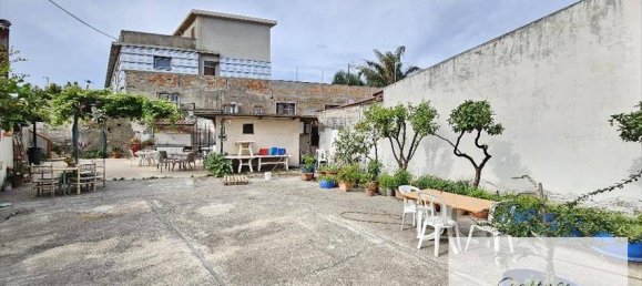 Terreno en Reggio Calabria, Italy 250 m² No. 270011 2