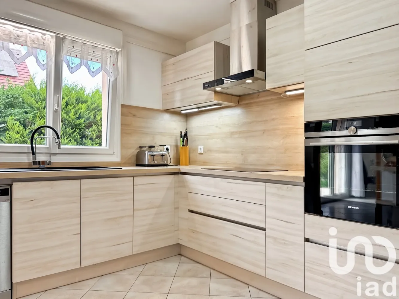 Вилла с 6 спальнями в Мужен, Франция № 319136