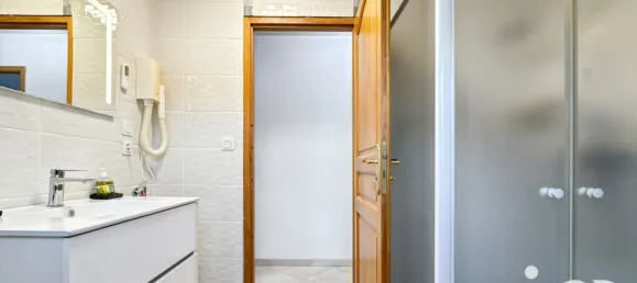 5 bedrooms House in Charbuy, France No. 319136 17