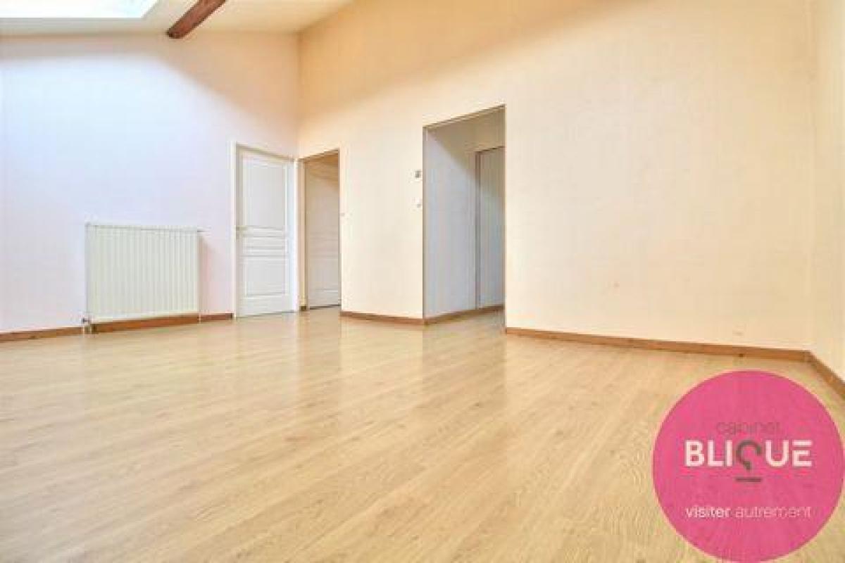 2 bedrooms Condo in Nancy, France No. 4136
