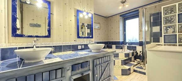 4 Schlafzimmer Schlösser in Montlandon, France, Nr. 217487 11