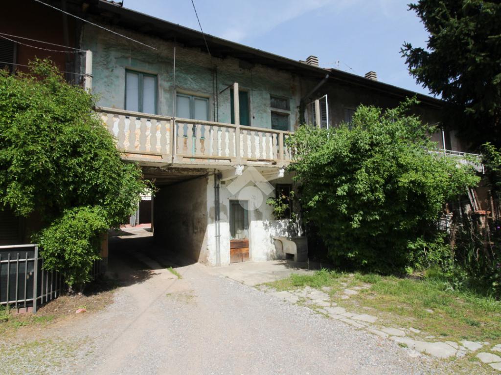 1 chambre Maison à Venegono Superiore, Italy No. 82124