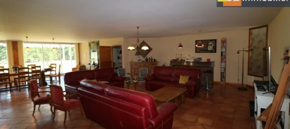 8 bedrooms House in Dole, France No. 201559 43