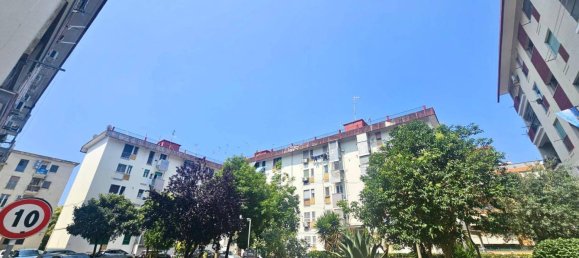 2 bedrooms Apartment in Naples, Italy No. 335533 6