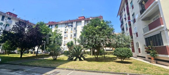 2 bedrooms Apartment in Naples, Italy No. 335533 8