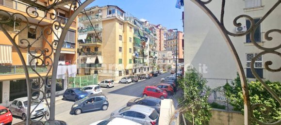 2 bedrooms Apartment in Naples, Italy No. 335533 13