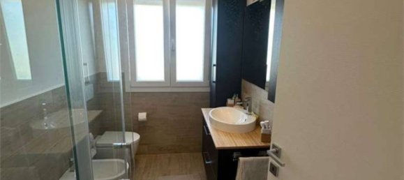 2 bedrooms Apartment in Modena, Italy No. 262846 16