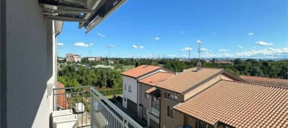 2 bedrooms Apartment in Modena, Italy No. 262846 9