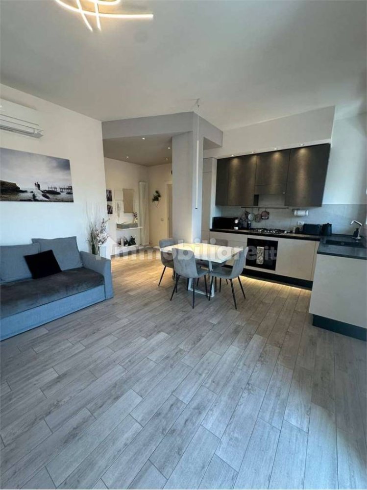 2 bedrooms Apartment in Modena, Italy No. 262846