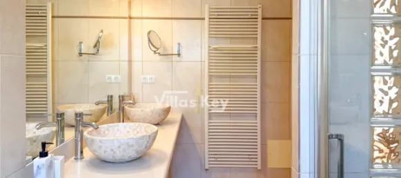 4 bedrooms House in Lagoa, Portugal No. 128380 8