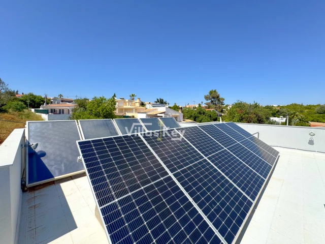 4 bedrooms House in Lagoa, Portugal No. 128380