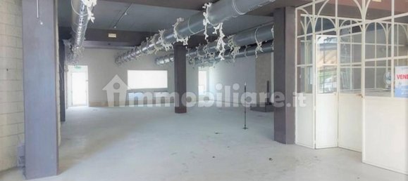 Gewerbliche Immobilie in Montecosaro, Italy 625m², Nr. 316998 10